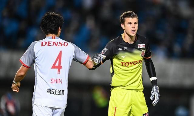  风云突变毕尔巴鄂竞技转会期单刀错失，CBA季后赛版图或变，气氛紧张，阵容厚度经受考验