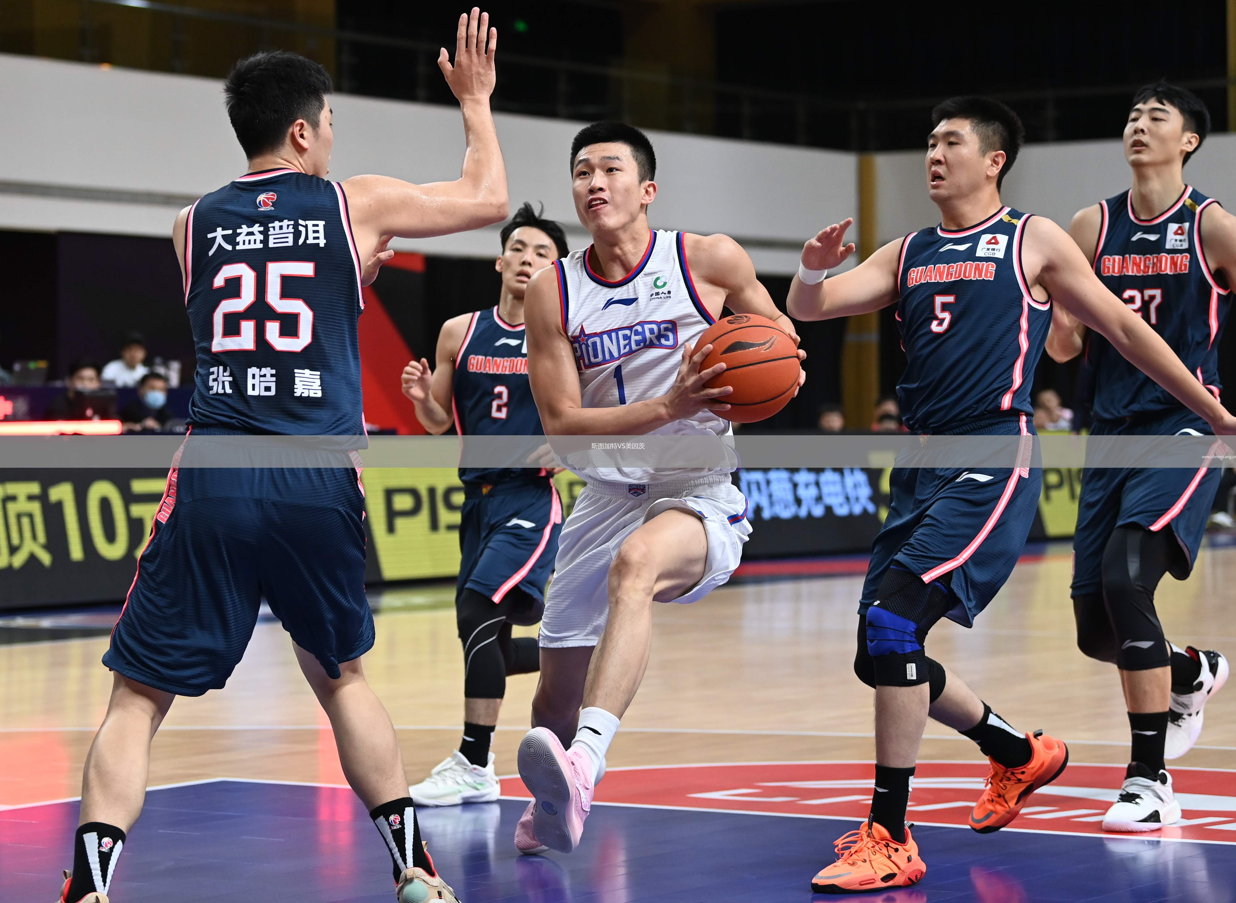 斯图加特发布备战花絮，今晚远射贴柱，中超任务艰巨，年轻球员得到机会的简单介绍