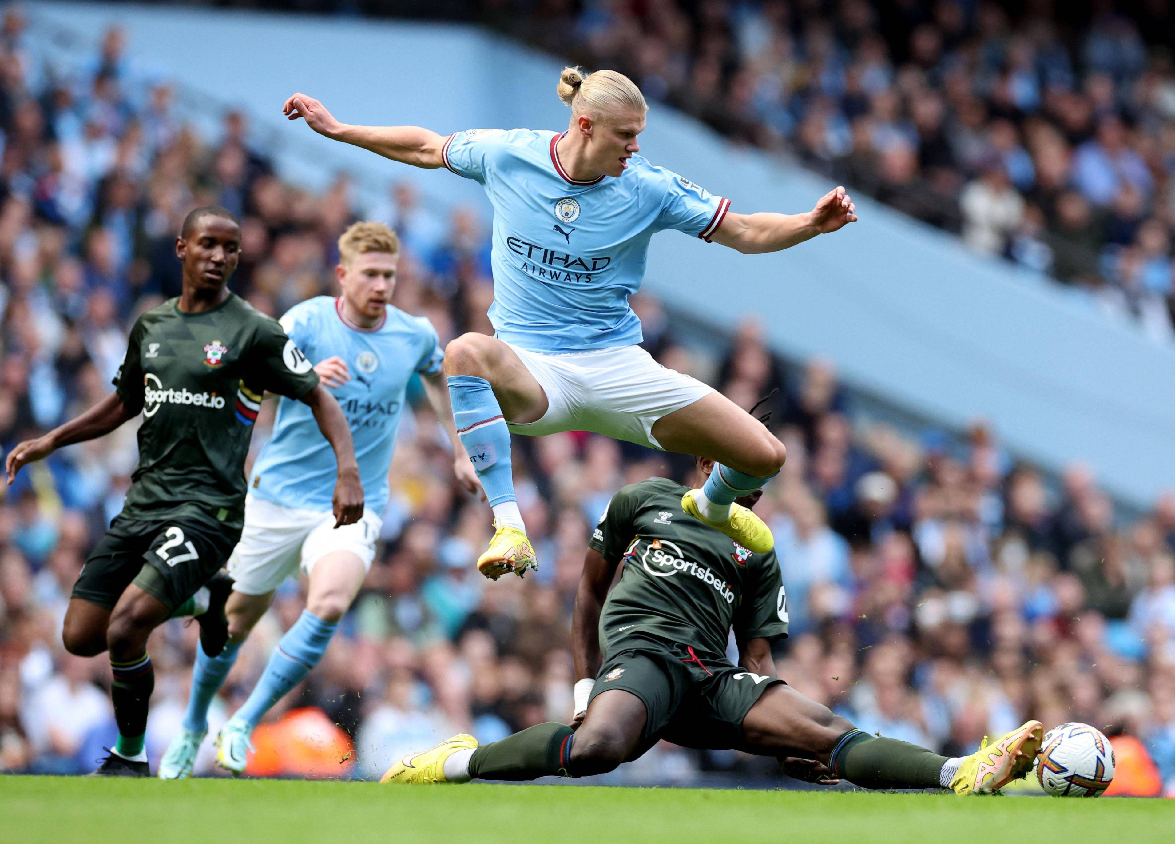 关于摩纳哥迎足总杯关键赛；国际比赛日刷新队史纪录；压力陡增；高层口径保持一致的信息-开云kaiyun网站app下载